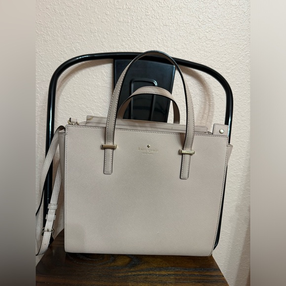 Kate Spade Large Light Pink Purse - Picture 2 of 8